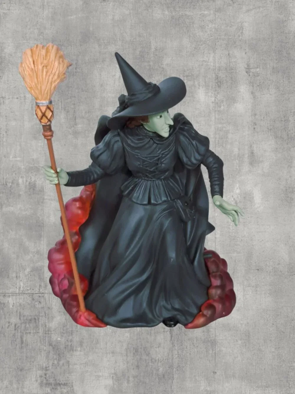 Hallmark Keepsake Wizard of Oz The Wicked Witch of the West NIB Light and Sound